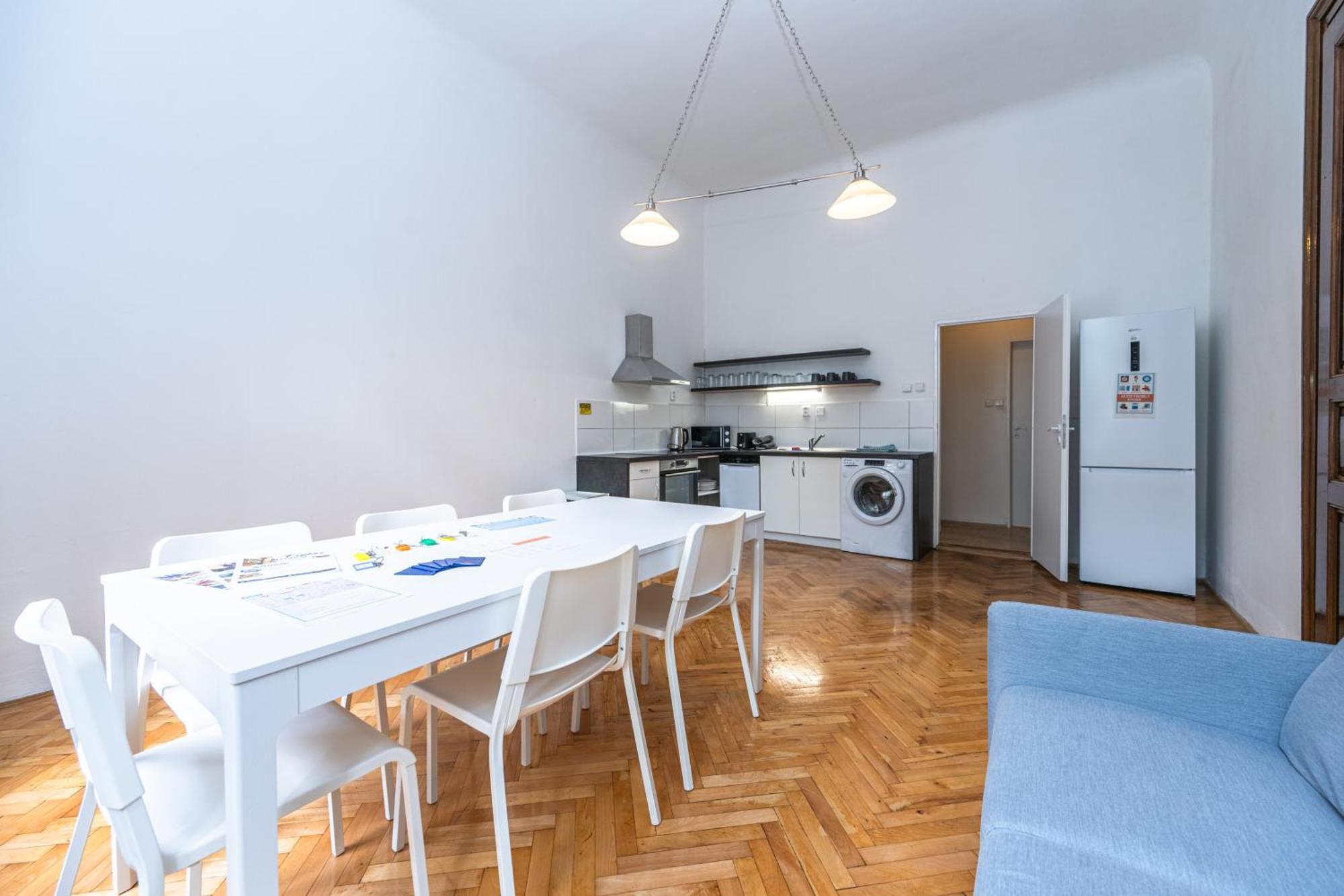 Apartments Safarikova 18 Prag Exterior foto