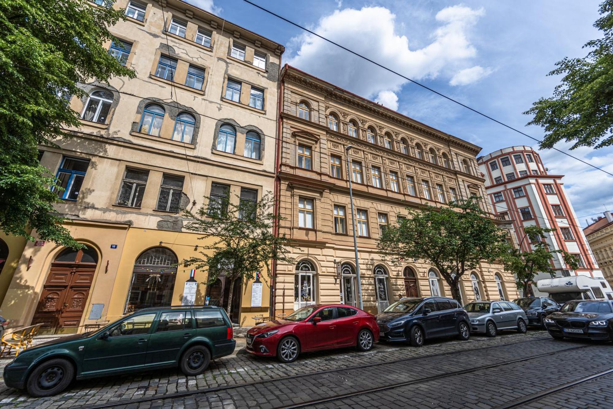 Apartments Safarikova 18 Prag Exterior foto